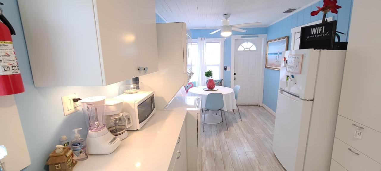 Lake Worth Beach Paradise Cove Cottage 2-1Bedroom 외부 사진